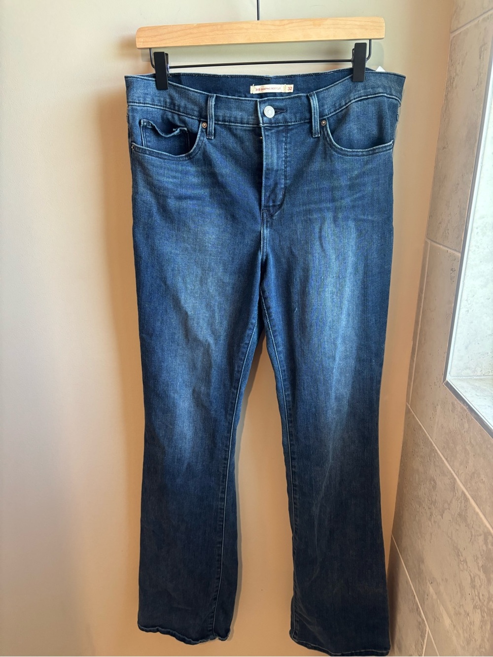Levi's Women's 315 Shaping Bootcut Jeans in Dark Blue Denim